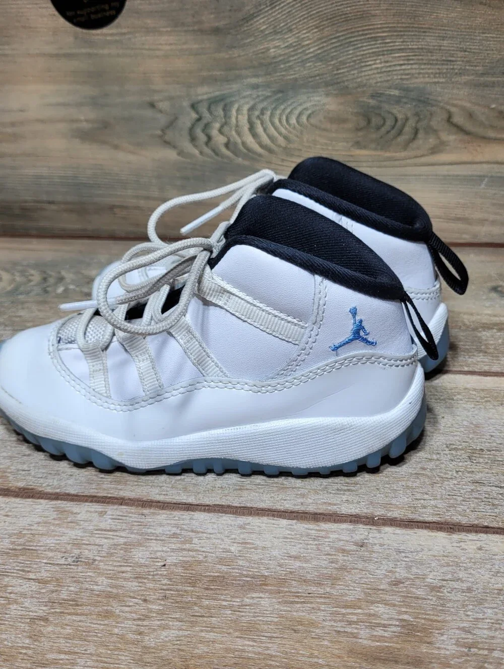 Nike Air Jordan 11 Retro Shoes Toddler Size 9C White Legend Blue Boys 378040-104